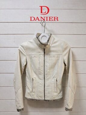 DANIER Beige Leather Jacket – Size 34